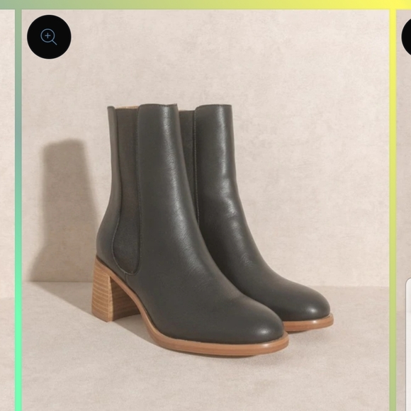 Oasis Society Shoes - Oasis Society Cora Low Bootie. Size 7.5